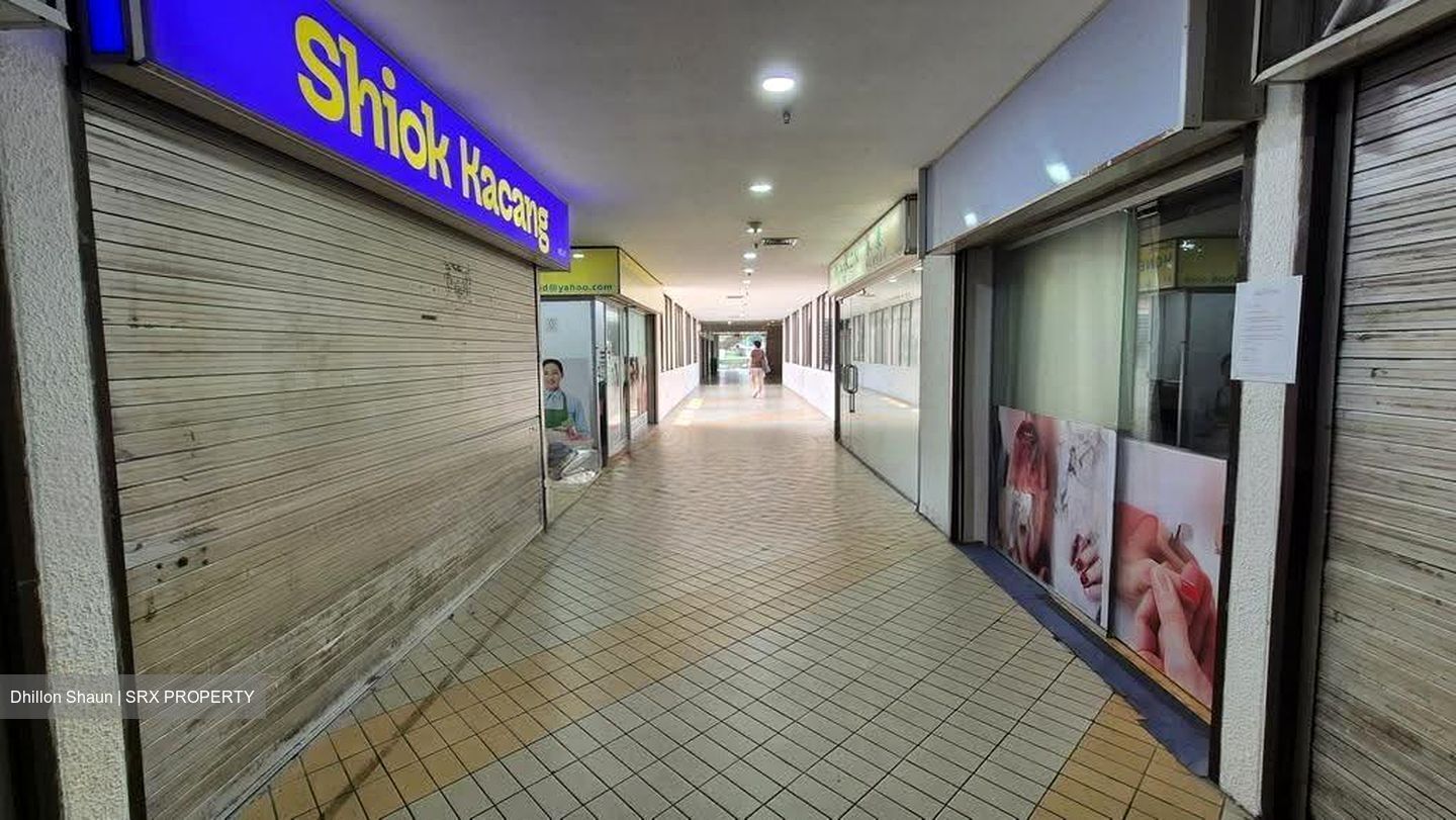 Upper Serangoon Shopping Centre (D19), Shop House #618128171